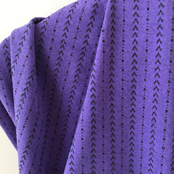 Ivivva purple wrap scarf - Picture 3 of 7